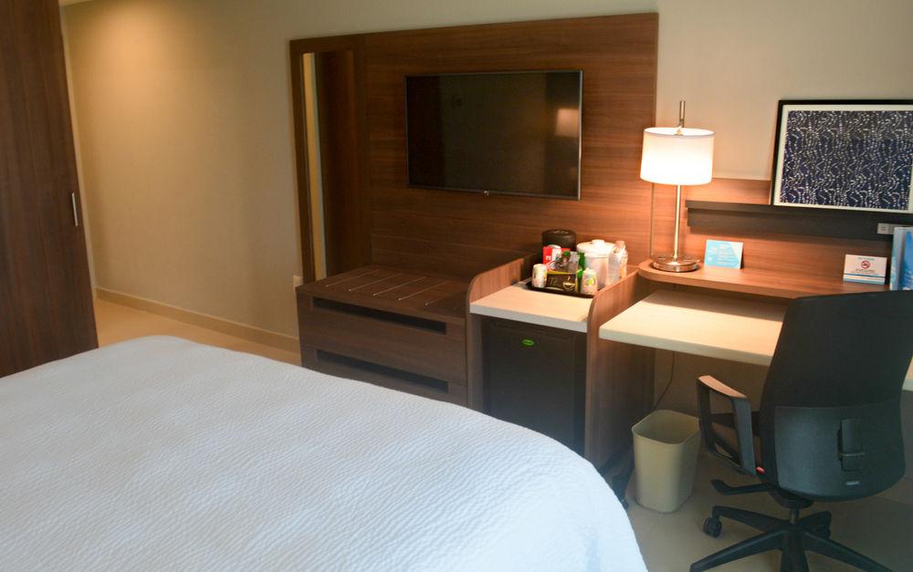 Fairfield Inn & Suites By Marriott โคอาทซาโคลคอส ภายนอก รูปภาพ