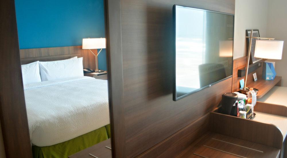 Fairfield Inn & Suites By Marriott โคอาทซาโคลคอส ภายนอก รูปภาพ